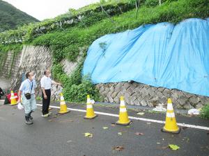 大雨に伴う災害現地視察（西保下）