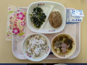 ３月１８日の給食