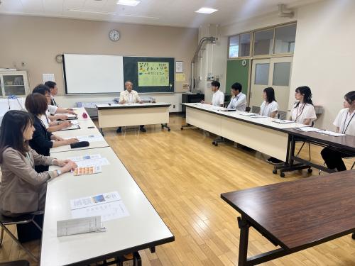 学校訪問：岩手小学校