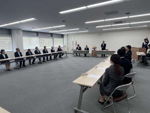 市長議員対面式