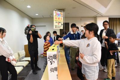 投票のようす１