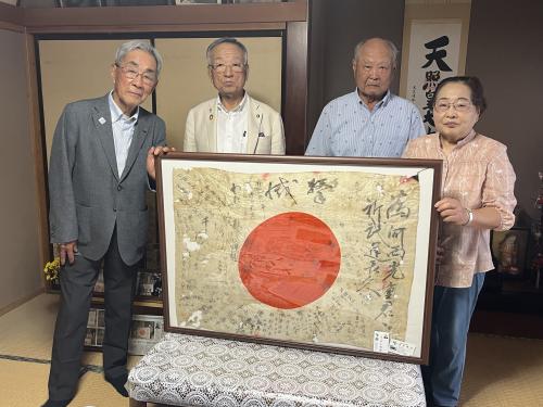 河西良平様宅日章旗見学