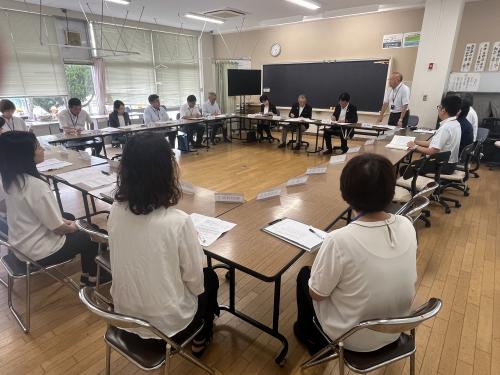 日下部小学校