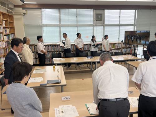 日川小学校