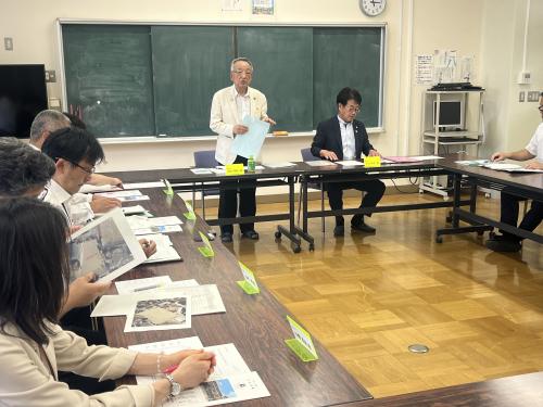 山梨小学校