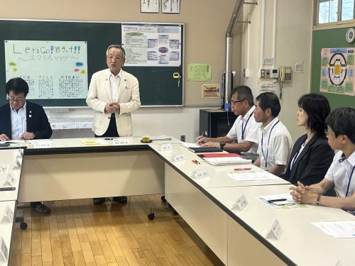 学校訪問：岩手小学校