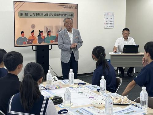 駅南口開発　学生ワークショップ